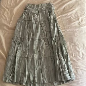 women’s green midi skirt